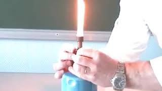 Combustion du Butane Complète et incomplète [upl. by Ynnob]