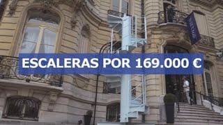 Subastan por 169000 euros un tramo de escaleras de la torre Eiffel [upl. by Lainahtan626]