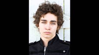 Robert Sheehan on Midlands 103 [upl. by Grunenwald]