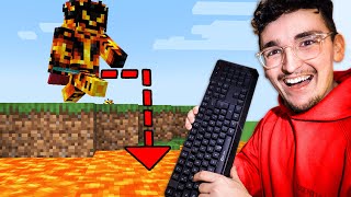 I Used a WIRELESS Keyboard to Fool My Friend in Minecraft [upl. by Tonina]