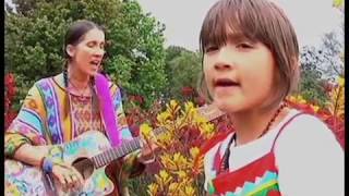 Aterciopelados  Tréboles Video Oficial [upl. by Ihtraa761]