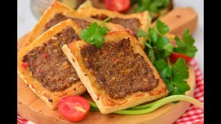 5 Dakikada Çıtır Milföy Lahmacun Tarifi  Aşırı pratik ve çok nefis [upl. by Naillij]