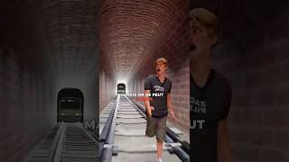 Comment survivre dans un tunnel de métro 😳 [upl. by Rufford]