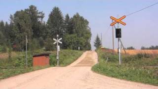 quotCowbellquot Audible Warning Device Vanha maantie Level crossing km 522523 [upl. by Vitek]