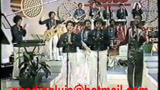 Johnny Ventura y su Orquesta con Bony Cepeda [upl. by Magdalen]