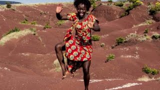 Saly Danse Diedhiou amp Harouna Dembélé Danse Afro Montpellier 2015 Mali dance [upl. by Jann]