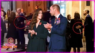 William And Catherine Rare Sweet Gesture At Remembrance Service Princesscatherinefc [upl. by Gustin]