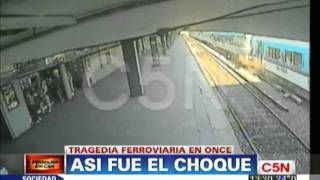 C5N  TRAGEDIA EN EL TREN SARMIENTO EN ONCE ASI FUE EL CHOQUE [upl. by Eyde356]