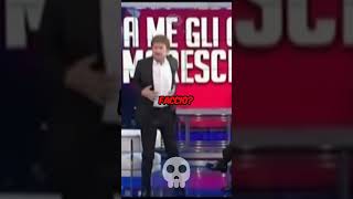 GIGI PROIETTI BARZELLETTA Le buffonate del cimitero di Skeleton💀😂🤣barzellette [upl. by Yliram]