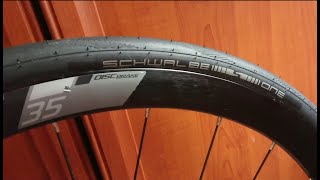 Neden Schwalbe One Raceguard Microskin TLE Tubeless Easy dış lastikten nefret ediyorum 2023 [upl. by Grimbald275]