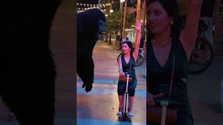 Last Vegas Ki Street Mei Gorilla 🦍😱 neetubisht minivlog trendingonshorts trending [upl. by Dolly]