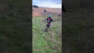 BALADE 125 FANTIC 250 RMZ CROSS moto cross enduro [upl. by Ydnew295]