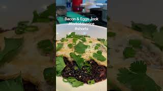 Willow’s cooking show Bacon amp eggs Jook shorts [upl. by Nnayram319]