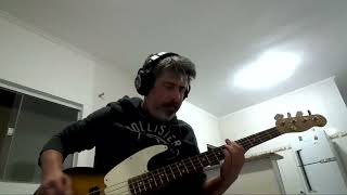 GREEN DAY Scattered bass cover [upl. by Marigolde]