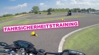 FAHRSICHERHEITSTRAINING für A mit dem Motorrad bei ÖAMTC  mein STURZ [upl. by Frida723]