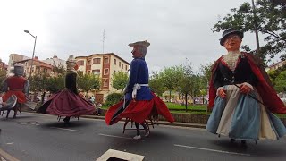 Polonesa de Erandioko Gau Txoriak en Fiestas de Erandio 23  30 de Agosto de 2024 [upl. by Dnalel]