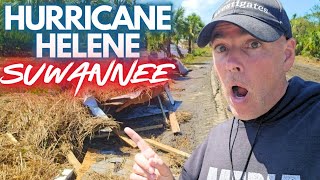 MAJOR DAMAGE Suwannee Florida Hurricane Helene LIVE [upl. by Ailenroc]