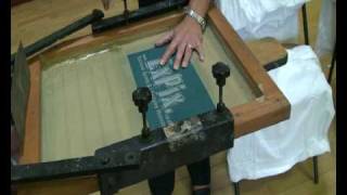 How to silk screen print in 4 minutes [upl. by Eeram]