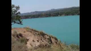 Embalse del Negratín vistas panoramicas  Reservoir near Baza  panoramic views [upl. by Yarod]