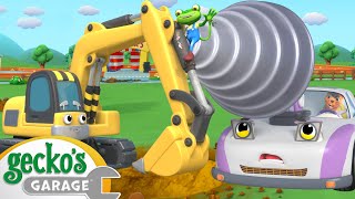 Weasel Excvator Chaos  Geckos Garage  Trucks For Children  Cartoons For Kids [upl. by Hayne]