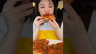 tasty pizza 🤤🤤eating asmr mukbang challenge shorts short [upl. by Smalley901]