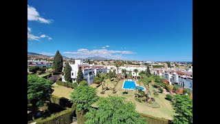 C1589L Chalet adosado en venta de 5 dormitorios en calle la Moraleja  Estepona [upl. by Breana]