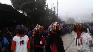 Bases de apoyo zapatistas esperando a la vocera del CIG en Oventik [upl. by Lowrie]