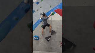 Trying out more overhangs to improve strength and technique overhang bouldering climbing [upl. by Annot]