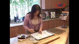 كعك اللوز almond tulies curved cookies samiras kitchen episode  93 part 2 [upl. by Nosmoht]