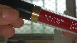 Lakme absolute red lip colour matte cover long stay liquid lipstick [upl. by Tertia]