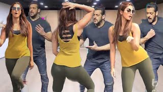 Salman Khan And Pooja Hegde Dance Rehearsal For Stage Performance In Kolkata For Dabangg [upl. by Gearalt141]