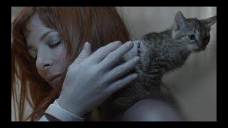 Mylène Farmer  Si javais au moins Clip Officiel [upl. by Wagner]