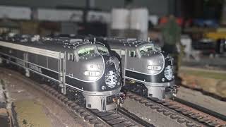 Rapido EMD E9A Illinois Central IC Executive Series Set 100 amp 101 Review  HO Scale [upl. by Abbub185]