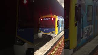 Metro train leaving Elsternwick shorts trainspotting metro [upl. by Enaud385]