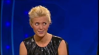 Josephine Bornebusch beter sig som en fjortis  Parlamentet TV4 [upl. by Carvey]