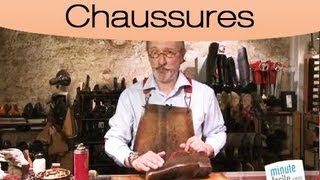 Astuces pour nettoyer des chaussures [upl. by Nolyarg599]