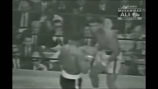 Muhammad Ali vs Sonny Liston 2  The Phantom Punch  FULL FIGHT [upl. by Nesahc684]