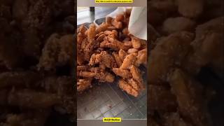 Smart Chicken fry seller from Thailand amazingfacts food streetfood chicken chickenfry facts [upl. by Autumn]