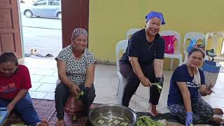 GOTONG ROYONG MEMBUAT KEREPEK PISANG [upl. by Anitap300]