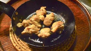 ワイルドな地鶏の黒胡椒焼 How to make grilled locally raised chicken covered with black pepper [upl. by Redman]