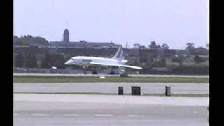 Concorde takeoff at Sydney [upl. by Stronski]