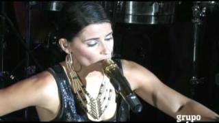 Presenta Nelly Furtado quotMi planquot [upl. by Nordek]