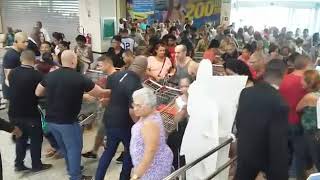 Abertura do Aniversário Guanabara na loja da Barra Da Tijuca  20102017 [upl. by Sellma892]