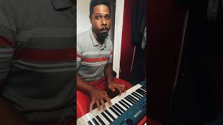 Tumbao piano merengue merenguedominicano piano aprendeatocarpianocoverpiano merengueviralvideo [upl. by Ahsenod897]