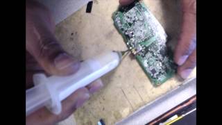 Kindle Fire USB Charging Port Replacement EN ESPANOL [upl. by Jovi]