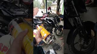 Using hipro engine flash oil amp hipro mx5 engine oil  RTR 160 4v [upl. by Perdita]