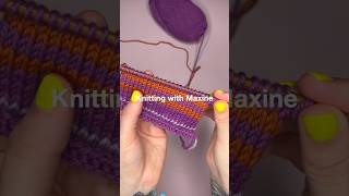 How to Change Yarn Colours Carrying Up the Side Of Your Knitting Project 🧶 knitting crochet yarn [upl. by Suirad]