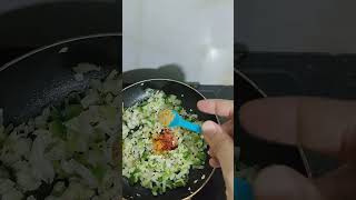 Oats Upma oatsupma lowcalorie foodshorts healthyfood quickrecipe simplerecipe [upl. by Marlon]