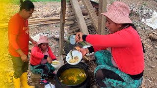 Preparando caldo de gallina criolla para los mingados [upl. by Saied334]