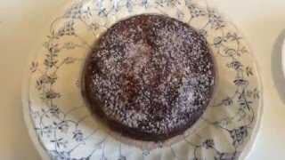 Recette de fondant au chocolat de Pâques facile [upl. by Yentihw]